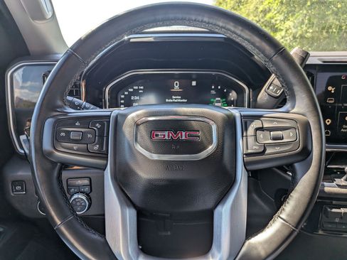 Used 2023 GMC Sierra 1500 Elevation w/ X31 Off-Road Package AWD/4WD image 14