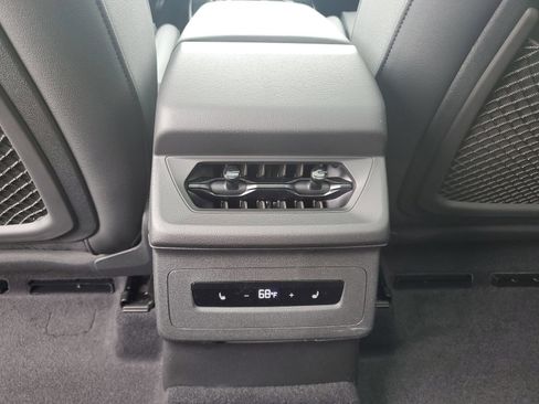 New 2027 Audi Q6 e-tron Premium Plus AWD/4WD image 13
