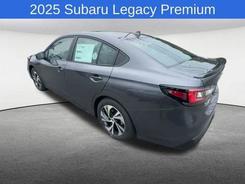 Used 2025 Subaru Legacy Premium AWD/4WD image 7