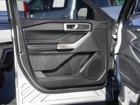 Certified 2023 Ford Explorer XLT w/ Equipment Group 202A image 31