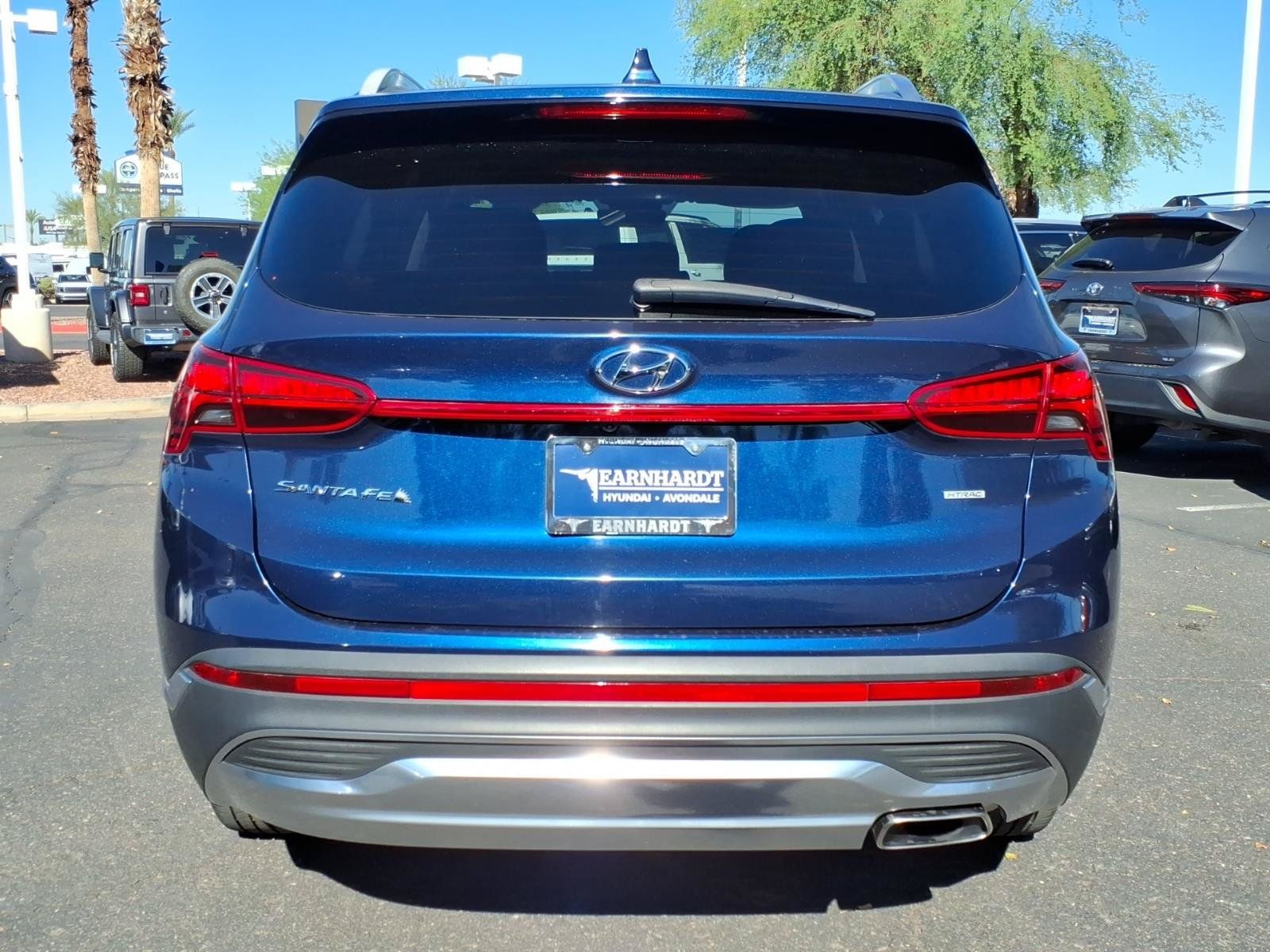 Certified 2022 Hyundai Santa Fe SEL AWD/4WD image 4