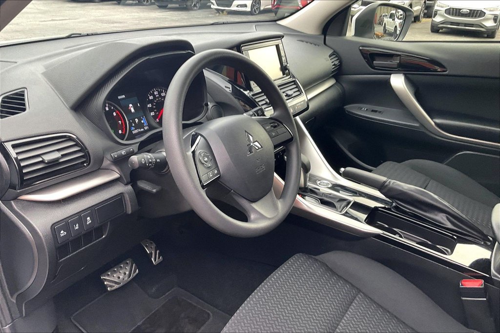 Used 2024 Mitsubishi Eclipse Cross ES AWD/4WD image 13