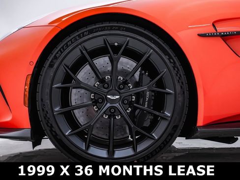 Used 2025 Aston Martin V8 Vantage Coupe image 13