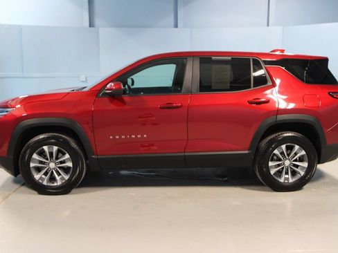 Used 2026 Chevrolet Equinox LT FWD image 25