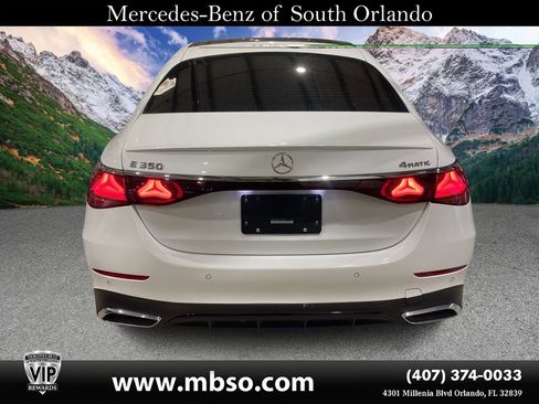 Used 2023 Mercedes-Benz GLC 300 w/ AMG Line image 17