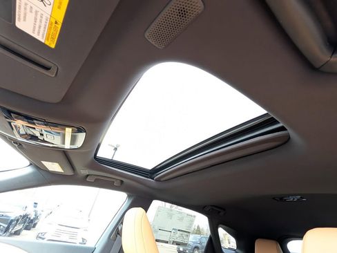 New 2026 Lexus RX 450h AWD image 27