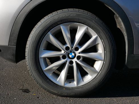 Used 2017 BMW X3 xDrive28i image 15