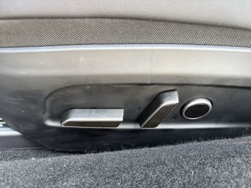 Used 2025 Tesla Model 3 Long Range RWD image 14