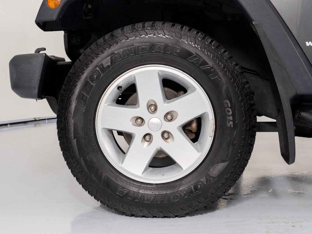 Used 2018 Jeep Wrangler Unlimited Sport S AWD/4WD image 9