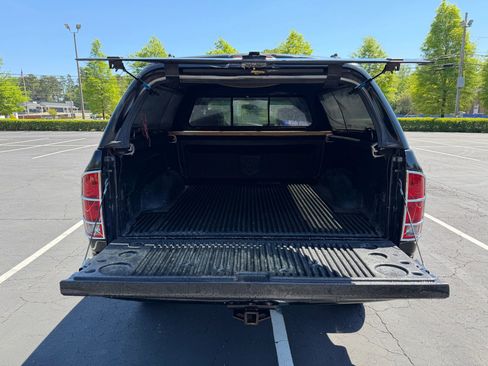 Used 2005 Dodge Ram 2500 Truck SLT image 9