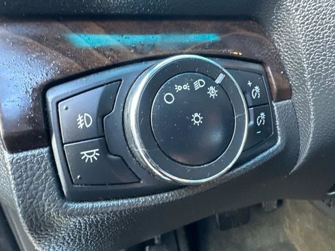 Used 2013 Ford Explorer Limited image 25