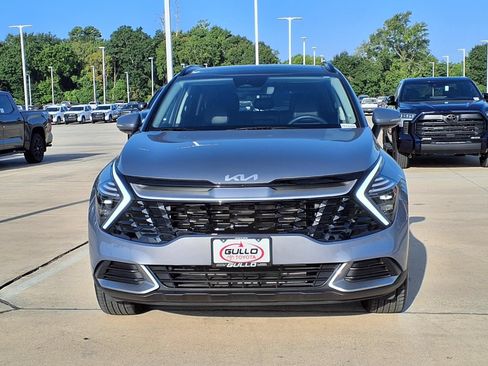 Used 2025 Kia Sportage EX w/ Premium Package FWD image 4