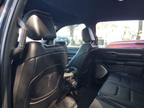 Used 2019 RAM 1500 Limited image 10