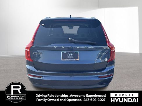Used 2023 Volvo XC90 B5 Core AWD/4WD image 8