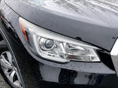 Used 2019 Subaru Ascent Premium AWD/4WD image 26