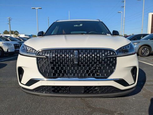 New 2026 Lincoln Aviator Reserve image 9