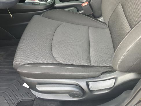 Used 2023 Kia Forte LXS w/ LXS Technology Package FWD image 16