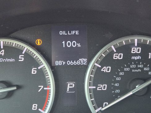 Used 2017 Acura ILX FWD image 13