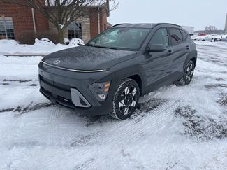 Used 2025 Hyundai Kona SEL video 1