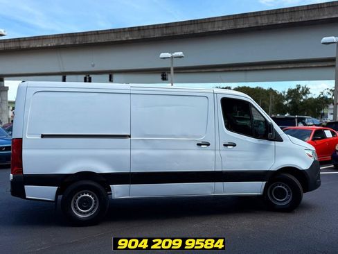 Used 2019 Mercedes-Benz Sprinter 2500 image 9