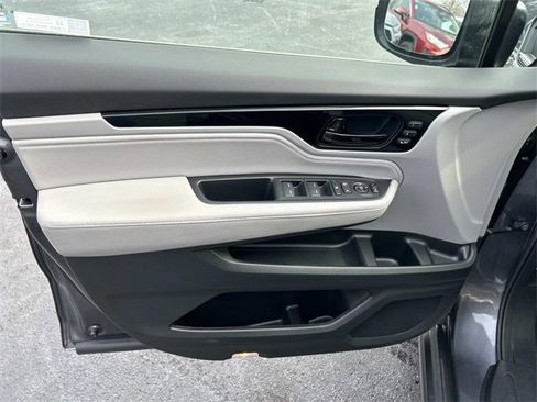 Used 2023 Honda Odyssey Touring image 24