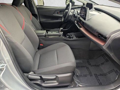 Used 2023 Toyota Prius Prime SE image 19