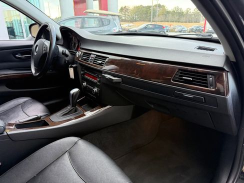Used 2011 BMW 328i xDrive Sedan image 19
