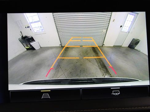 Used 2023 Chevrolet Suburban Premier image 56