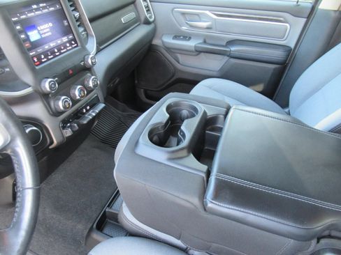 Used 2020 RAM 1500 Big Horn RWD image 17