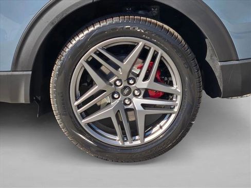 New 2026 Ford Explorer ST image 9