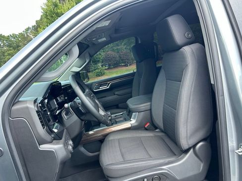 Used 2025 Chevrolet Silverado 1500 RST w/ Convenience Package II AWD/4WD image 46