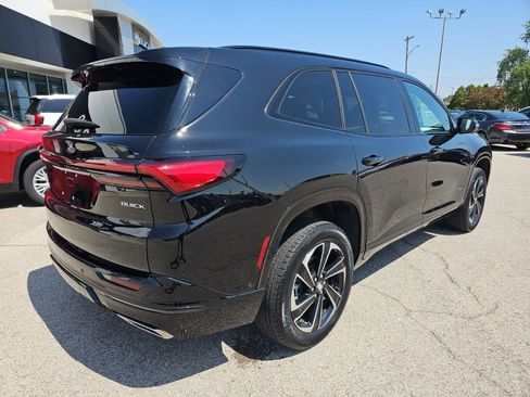 Used 2025 Buick Enclave Sport Touring w/ Super Cruise Package FWD image 8