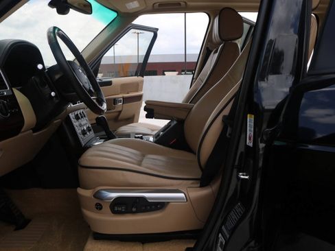 Used 2012 Land Rover Range Rover Supercharged AWD/4WD image 25