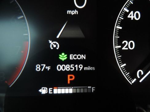 Used 2025 Honda HR-V Sport image 29