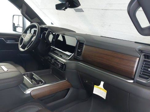 New 2026 Chevrolet Silverado 3500 High Country w/ High Country Premium Package AWD/4WD image 29