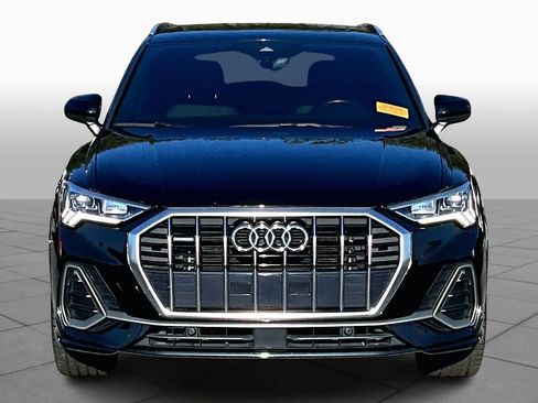 Used 2021 Audi Q3 2.0T Premium Plus w/ Premium Plus Package image 3