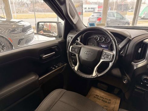 Used 2019 Chevrolet Silverado 1500 RST image 40