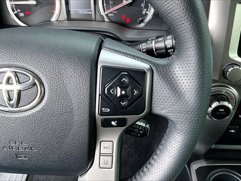 Certified 2022 Toyota 4Runner Limited image 25