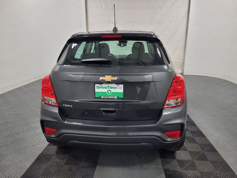 Used 2020 Chevrolet Trax LS w/ LPO, Protection Package FWD image 7