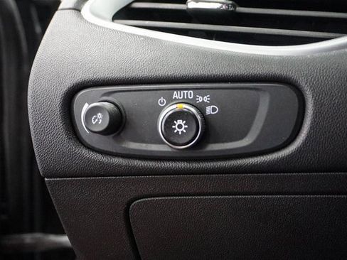 Used 2023 Chevrolet Malibu LT image 22