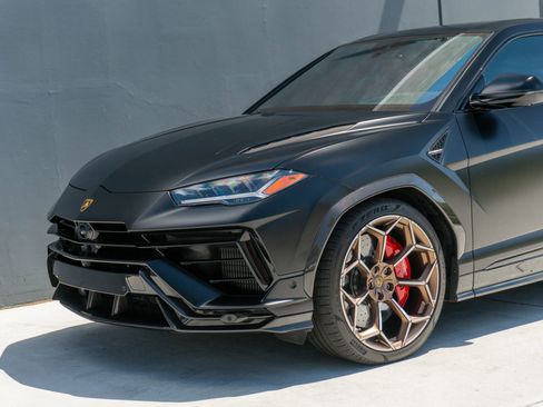 Used 2023 Lamborghini Urus Performante AWD/4WD image 20