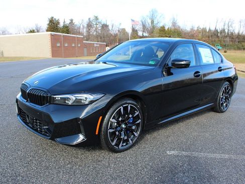 New 2026 BMW 330i xDrive Sedan w/ M Sport Package image 4