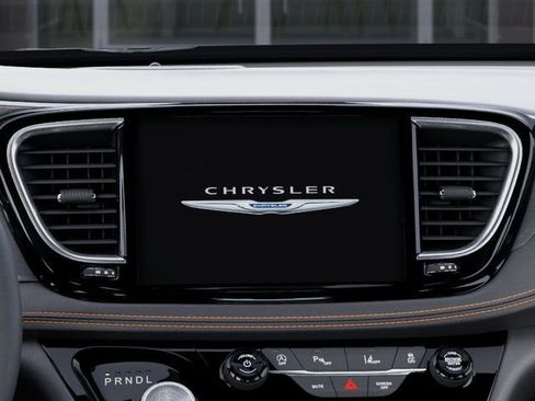 New 2026 Chrysler Pacifica Pinnacle FWD image 20