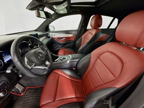 Used 2019 Mercedes-Benz GLC 300 4MATIC Coupe image 5