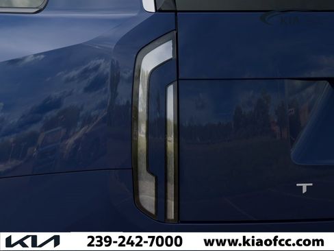 New 2027 Kia Telluride S w/ Towing Package FWD image 11