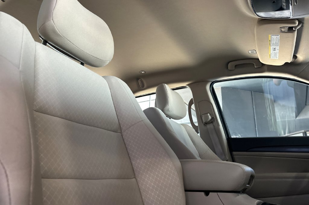 Used 2022 Jeep Grand Cherokee Laredo E RWD image 17