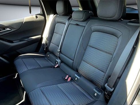 Used 2025 Chevrolet Equinox LT image 22