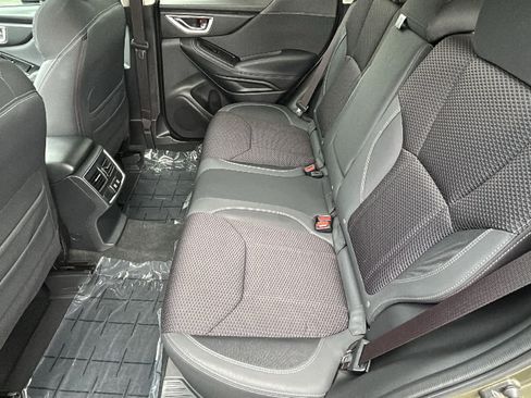 Certified 2024 Subaru Forester Premium AWD/4WD image 25