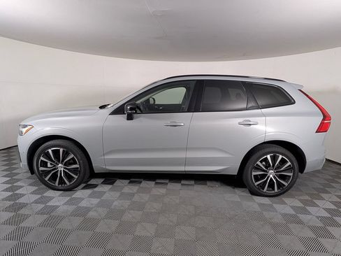 Used 2025 Volvo XC60 B5 Plus AWD/4WD image 2