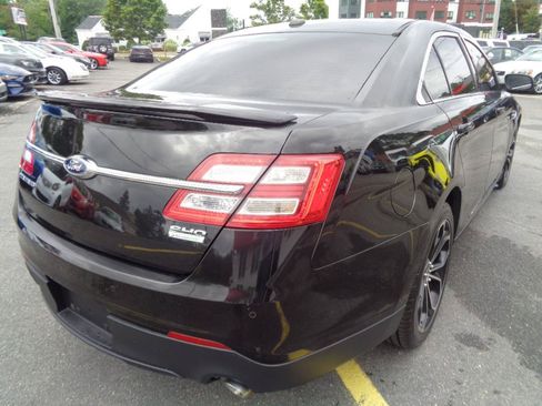 Used 2013 Ford Taurus SHO AWD/4WD image 19